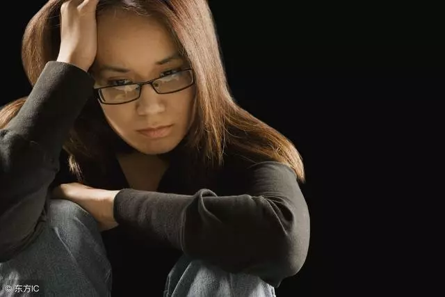 懷孕了婆婆催我回娘家,忘帶錢包回家,婆婆看到我嚇得鍋鏟掉地上