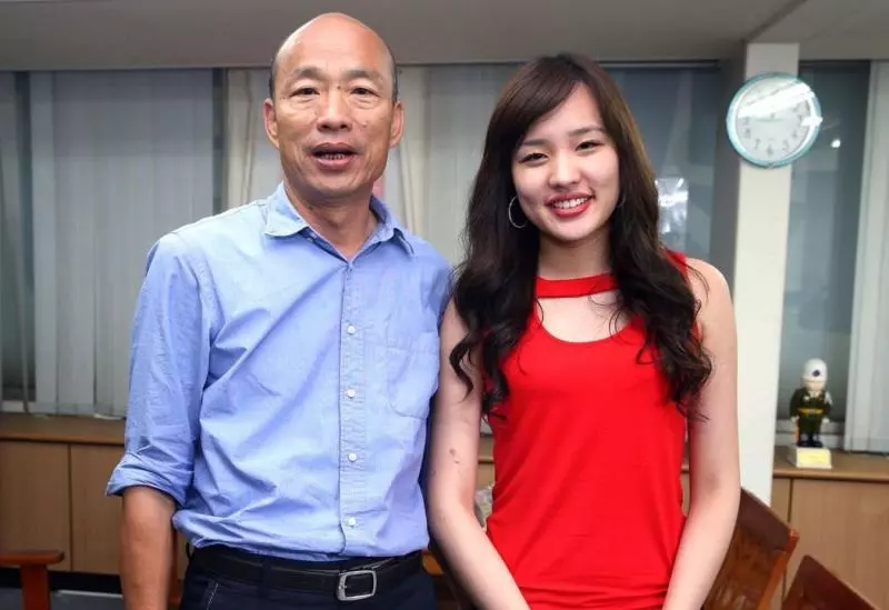 誰想抹黑韓冰?別逼韓國瑜 你不懂政治人物多護女兒