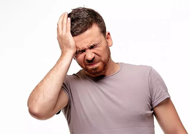 偏頭痛4個常見成因,正確改善頭痛這樣做