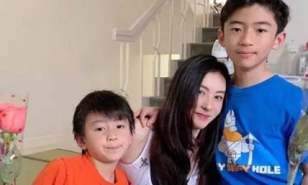 謝霆鋒難得帶兒子遊玩,謝振南卻要找媽媽,相處時間少感情淡泊?
