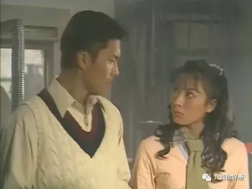 (重溫馬國明與黃心穎)馬國明痛失視帝後恐嚇TVB,一下台獎盃就被收走……TVB果然像汪明荃說的那樣沒有人情味啊!