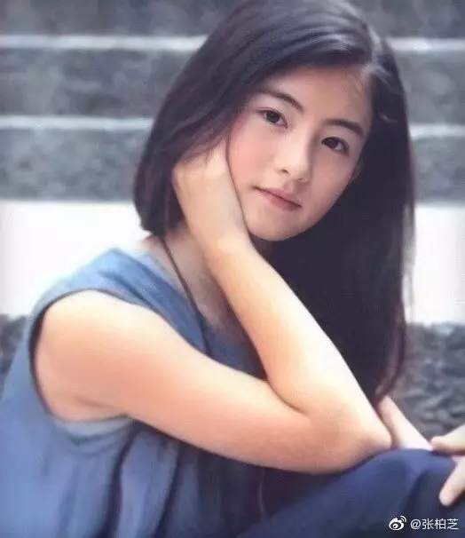 張柏芝12歲長這樣 (曬出自己當年12歲的照片)直呼:「這根本是天使!