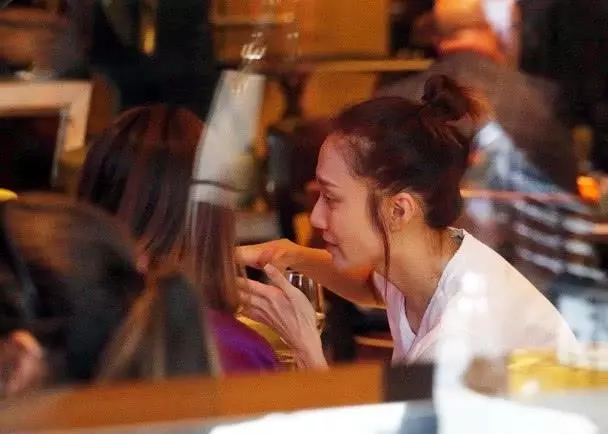 這位TVB花旦的素顏真不好看,可只要拍港劇就美得不可方物!