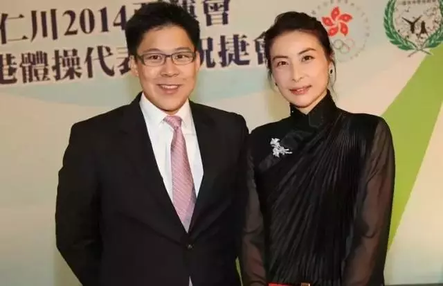 難怪郭晶晶忽胖忽瘦,原來三寶都一歲了……
