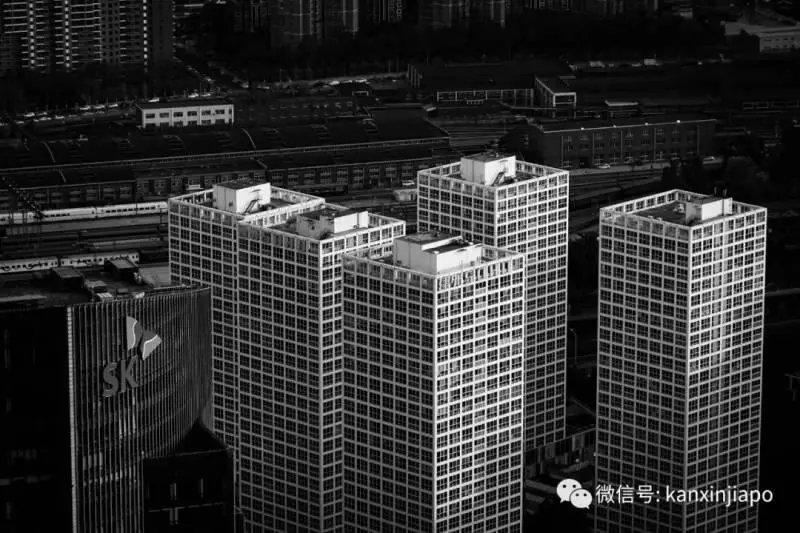 新加坡「第一網紅」李顯龍訪問中國,不忘全程直播