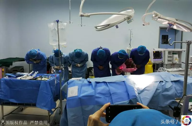 29歲婷婷,年輕媽媽生下寶寶再也沒睜開眼睛,家人含淚捐器官,讓5人獲新生