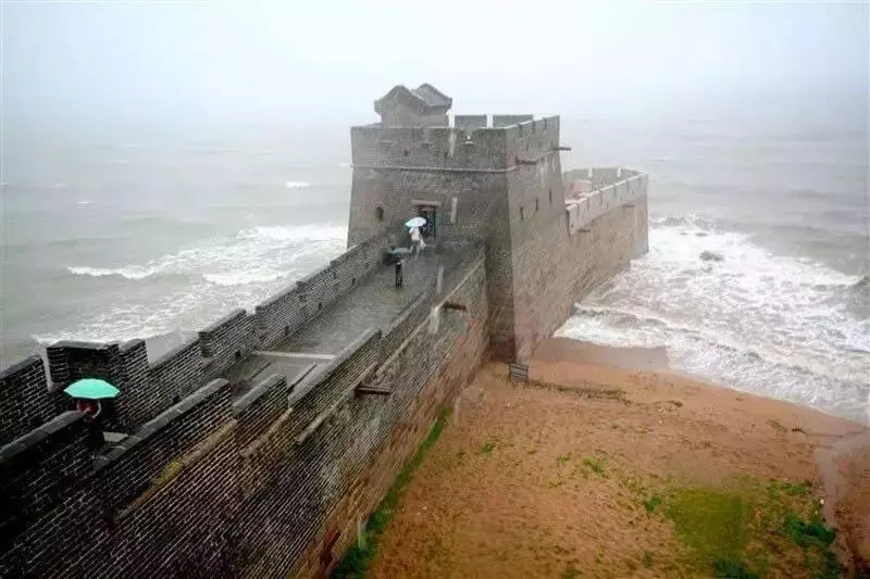 世界上只有1%的人看過的20張照片大開眼界!#在太空看到北極光~~~