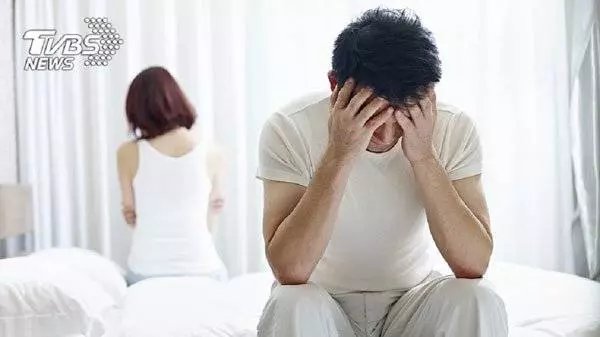 「你的興趣是跟別人上床是不是!」戴綠帽戴到起痟, 男和盪貨論婚嫁!