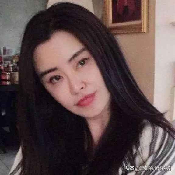 (年過40還沒人娶的13位女星,個個都國色天香,你最想把誰娶回家?