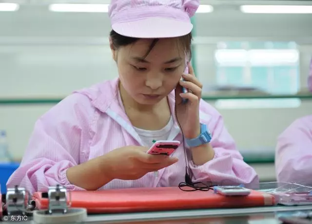 離婚三年外出打工,過年回來聽說姐姐要嫁給前夫,我如墜冰窖!