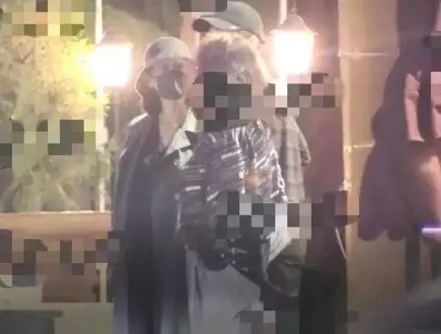 趙又廷深陷曖昧風波,高圓圓捧大肚現身力挺,不是誰都喜歡經紀人