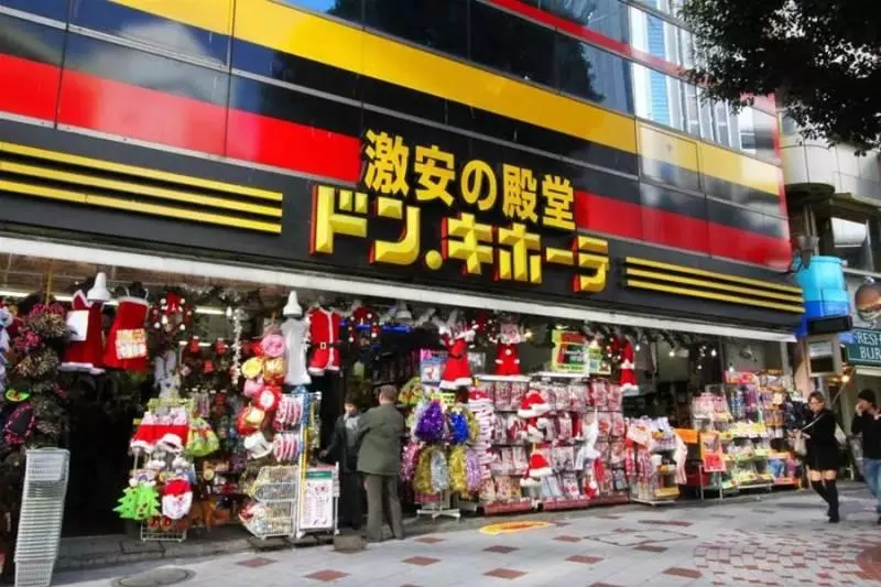 新加坡的這家超市,凌晨人流絡繹不絕!白天擠爆了
