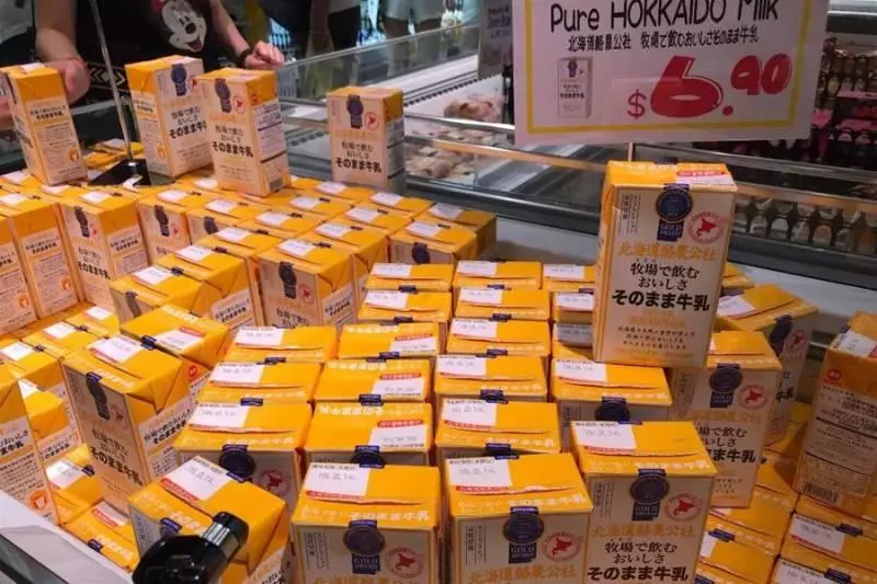 新加坡的這家超市,凌晨人流絡繹不絕!白天擠爆了