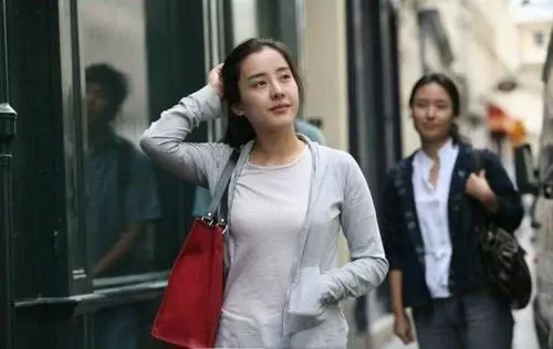 又一位明星離婚了!十一年婚姻劃上了句號,雙胞胎兒子由女方來撫養!