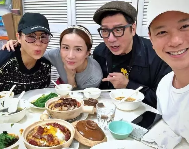 【懷孕的胡杏兒都有來】單立文抱Brendan顯父愛 不忘冧老婆胡蓓蔚