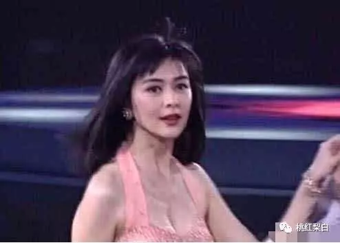 跟李嘉欣周慧敏搶男人敗北,未婚夫卷2.8億跑路,再美有何用?