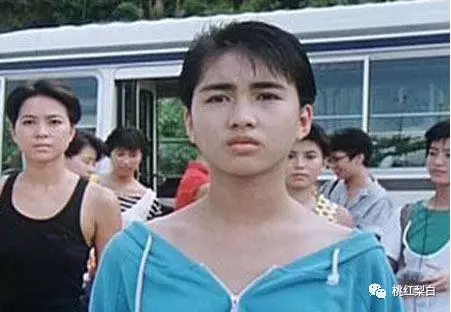 跟李嘉欣周慧敏搶男人敗北,未婚夫卷2.8億跑路,再美有何用?