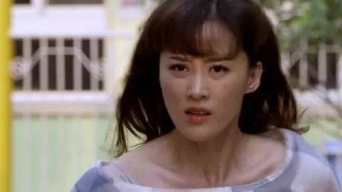 離婚當天家公叫我退彩禮,還被小姑打,第二天家公神色全變了!