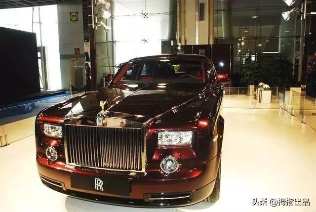 娛樂圈大佬,洪金寶的車,王晶的車,周潤發的車,都完敗給了星爺