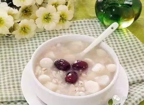 體內濕氣不除,睡再久也不夠!一碗湯去濕氣又瘦身!對水腫型肥胖超有效,還可降血脂...