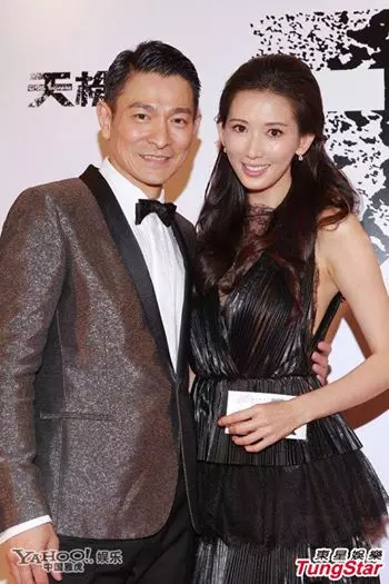 「金馬獎為什麼脫衣抱我?」劉德華搞怪訪問林志玲,她的反應萌翻了!
