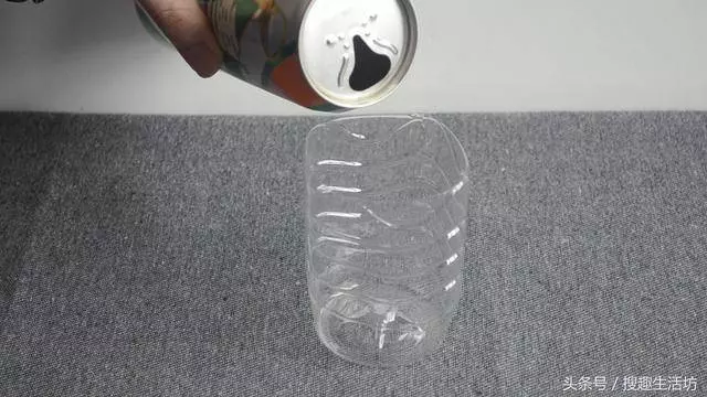睡覺總被蚊子咬?教你自製驅蚊液,放在房間裡,蚊子來多少死多少...