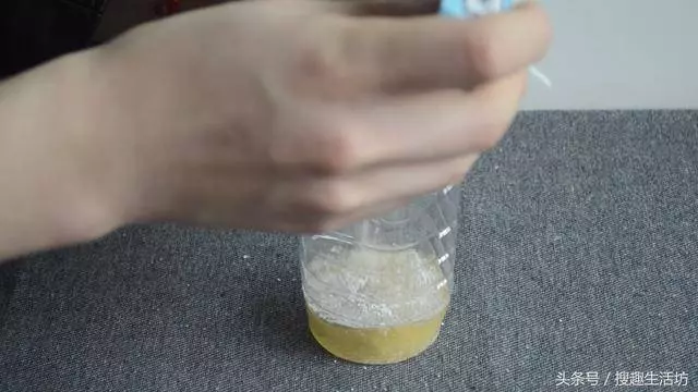睡覺總被蚊子咬?教你自製驅蚊液,放在房間裡,蚊子來多少死多少...