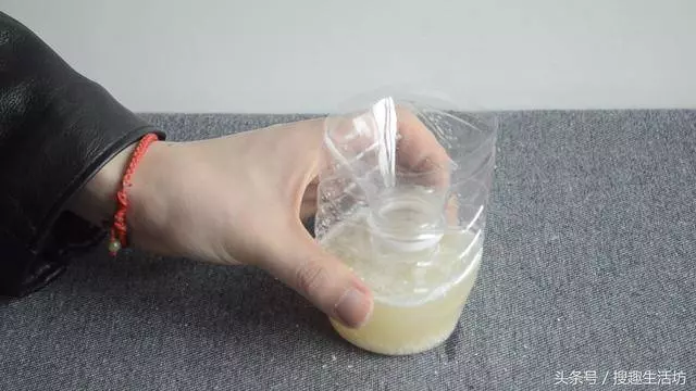 睡覺總被蚊子咬?教你自製驅蚊液,放在房間裡,蚊子來多少死多少...