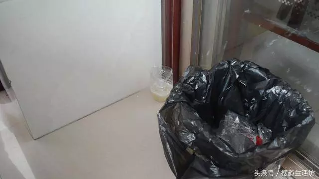 睡覺總被蚊子咬?教你自製驅蚊液,放在房間裡,蚊子來多少死多少...