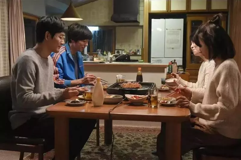 誇孩子要誇在點上,停止誇孩子「你真棒」,史丹福教授:請用以下12種語境鼓勵孩子