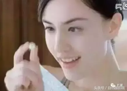 她是拋棄陳柏霖的前女友!生3胎、滅小四、鬥正宮,愈戰愈勇的Mandy依然是地表最強小三!