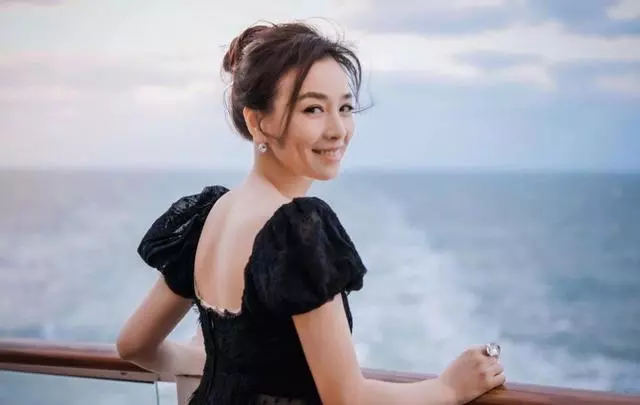 「曾背小三罵名」為懷孕做9次試管被扎千次終得子 轉行和老公經商「光稅就繳96億」成圈內富豪