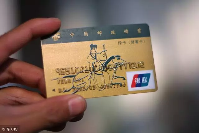 兩兒不管老父,女兒每月給老父打錢,三年後女兒笑了,兩兒卻哭了