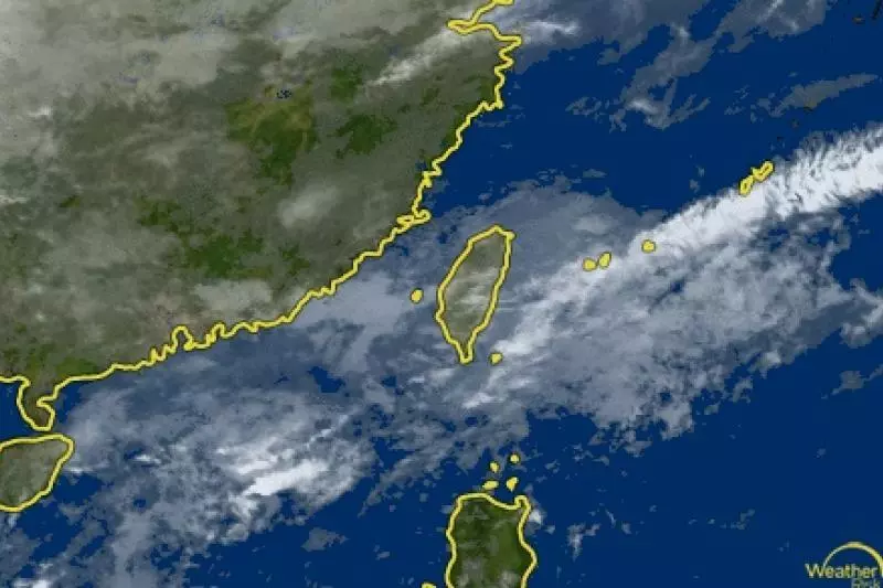 梅雨季提早!週三凌晨「全台下大雨」狂降10度 氣象局呼籲「下周有波更強的」:照颱風規格預報