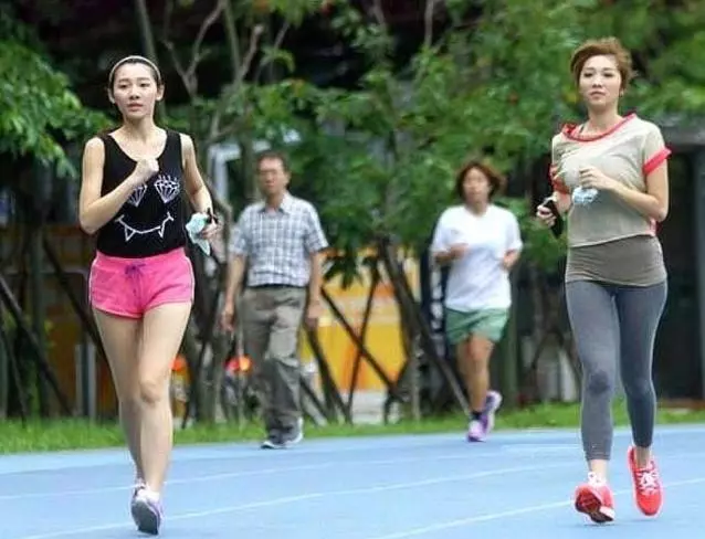早上和晚上,什麼時候運動減肥效果更好?很多人都搞錯了!