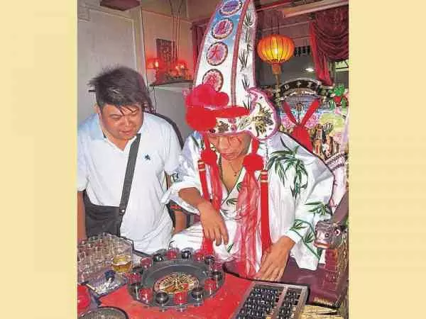 《真人真事》陰界大耳窿借錢給陰間先人【子孫有福】祂們是最有善心的
