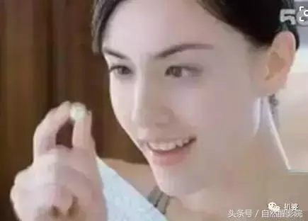 她是拋棄陳柏霖的前女友!生3胎、滅小四、鬥正宮,愈戰愈勇的Mandy依然是地表最強小三!