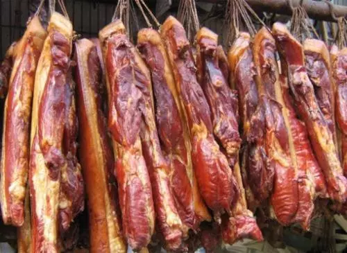 不管男人還是女人,45歲之後抗衰老,首先要管住嘴,遠離4類食物