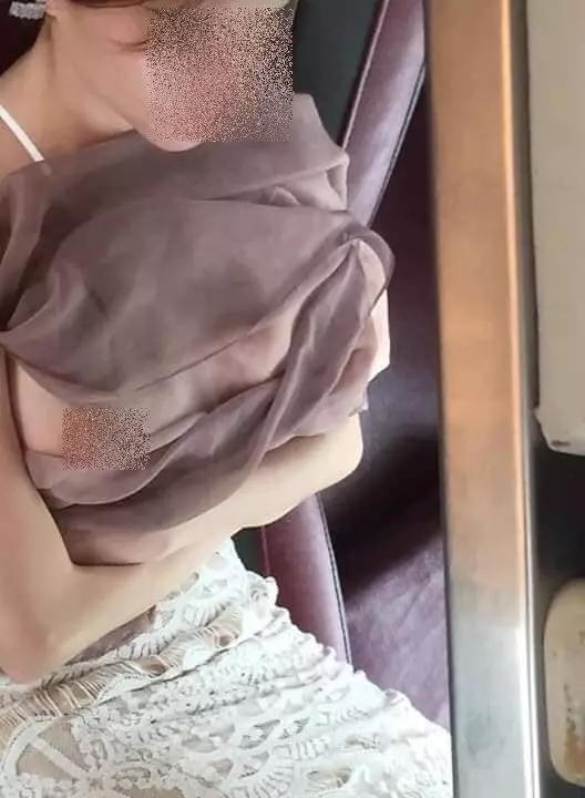 《性感》半透圍巾 遮不住兩點 上鋪小哥 看到眼中暑