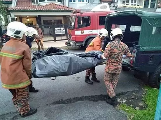 被困起火大廈頂樓 母子絕望中跳下跌死
