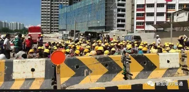 在新加坡的中國「客工」:這才是他們真實的生活~