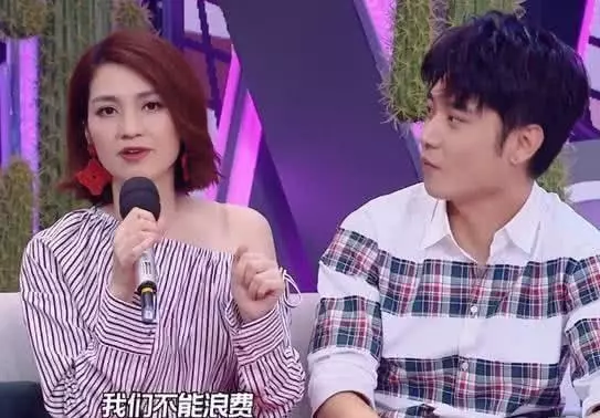 洪欣一掃頹勢復出撈金,無造型師全靠自己化妝太儉樸~