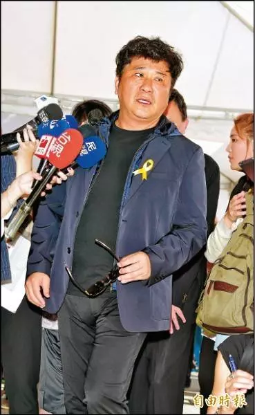 【資深藝人】一波未平一波又起,身體驚傳病變,緊急送至北醫急診...!!