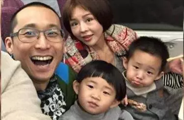 浩子在最紅的時候,暫退演藝圈,只因他明白:孩子愛的永遠是爸爸,不是爸爸賺的錢