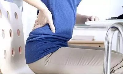 悄悄「偷走」壽命的4個行為,熬夜僅排第二,再舒服也儘量忍住!