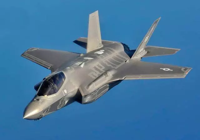 F-35殘骸已找到,美日火速打撈嚴防泄密,中俄:放心沒人跟你搶