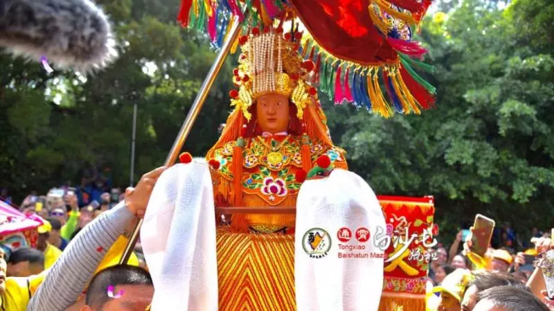 兒子早產瀕死!白沙屯媽祖顯神蹟「帶他闖過各難關」 母親淚曝「寶貝微笑離開」:是娘娘的旨意