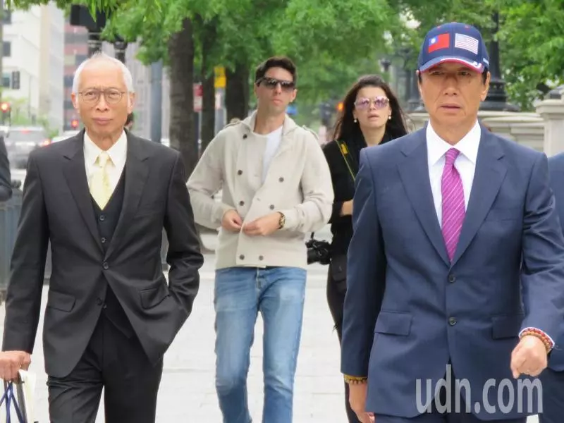 郭台銘要當「和平製造者」 川普面告「總統不好做」 | 郭董赴美入白宮 | 要聞