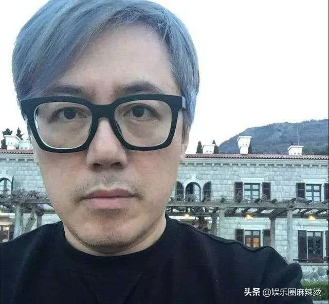 情歌王子也老了,張宇52歲生日曬素顏照,滿頭白髮一臉「老年斑」!!!
