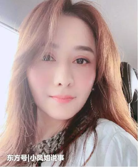她婚後8年無子,卻仍受盡寵愛,今手戴鴿子蛋游世界愈顯年輕態